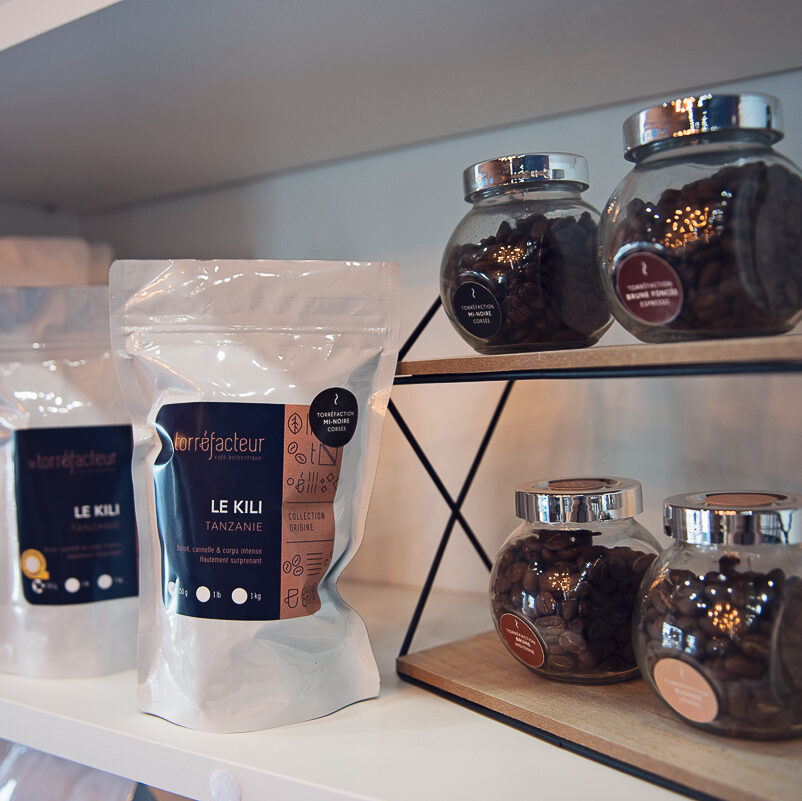 Photo de produits de grains de cafés disponibles au Café le Torréfacteur